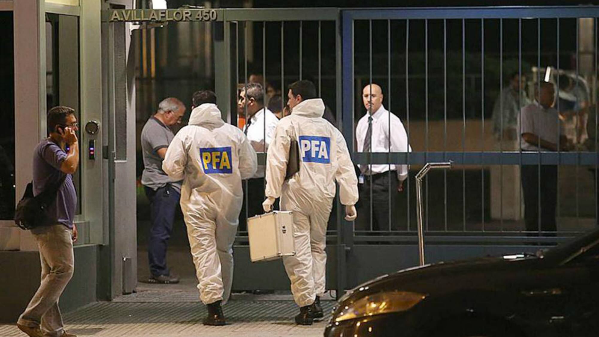 El día de la muerte de Nisman en la entrada de Le Parc de Puerto Madero