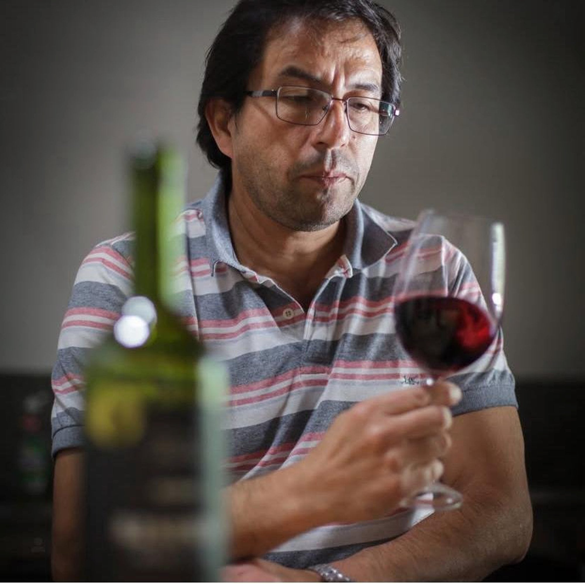 “Nos encargamos de hacer del vino una bebida elitista