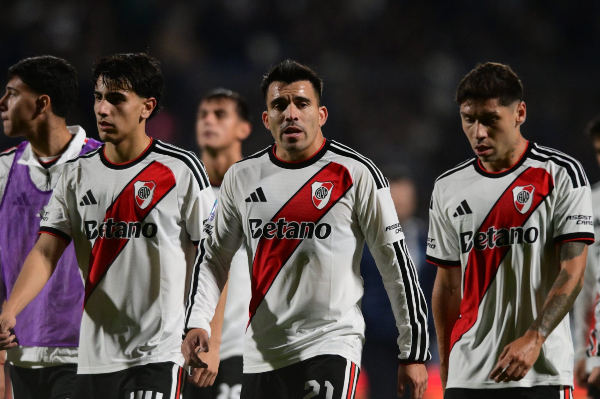 River sigue sin dar la talla y no pudo imponer condiciones ante Gimnasia de La Plata en el Bosque