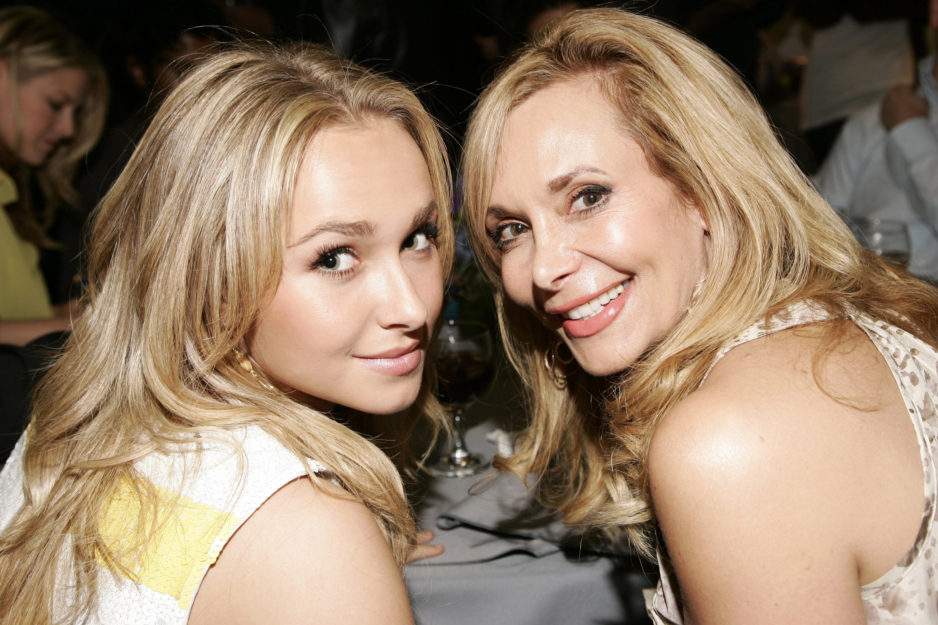 Hayden Panettiere y su madre, Lesley Vogel, quien al comienzo de su carrera fue su representante, vivieron momentos personales de distanciamiento