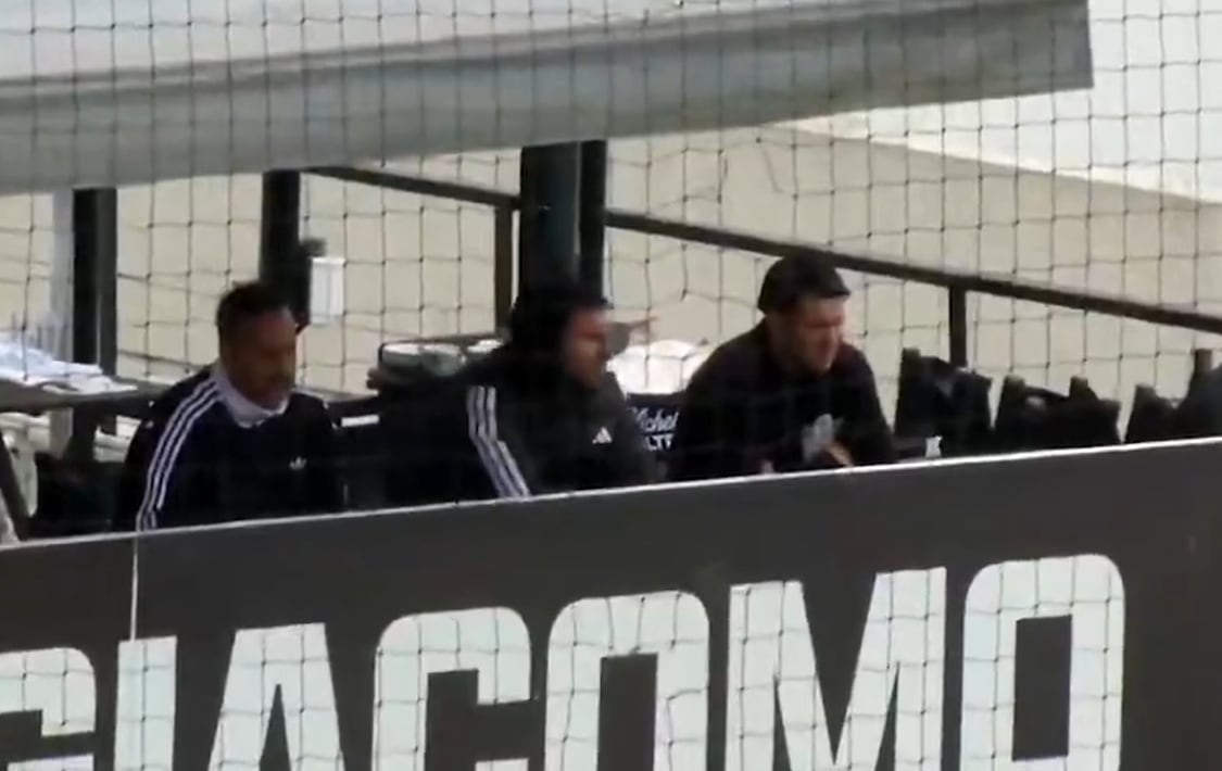 Se conoció la primera imagen de Messi tras su llegada a Rosario: apareció en la tribuna de Leones, su club del ascenso