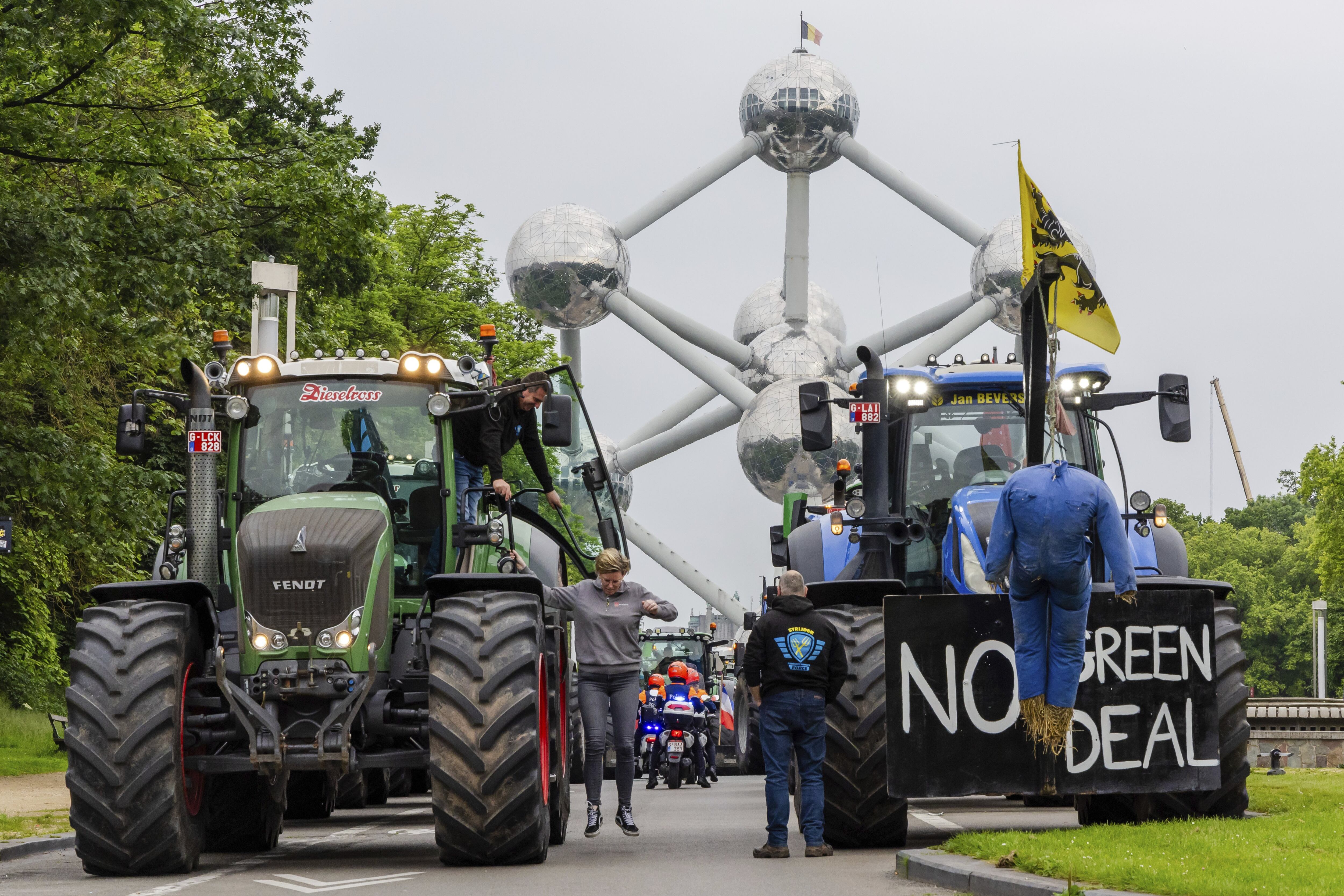 Agricultores belgas protestan en Bruselas