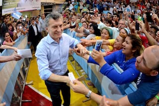 Quieren reducir los espacios gratuitos de radio y TV en la campaña