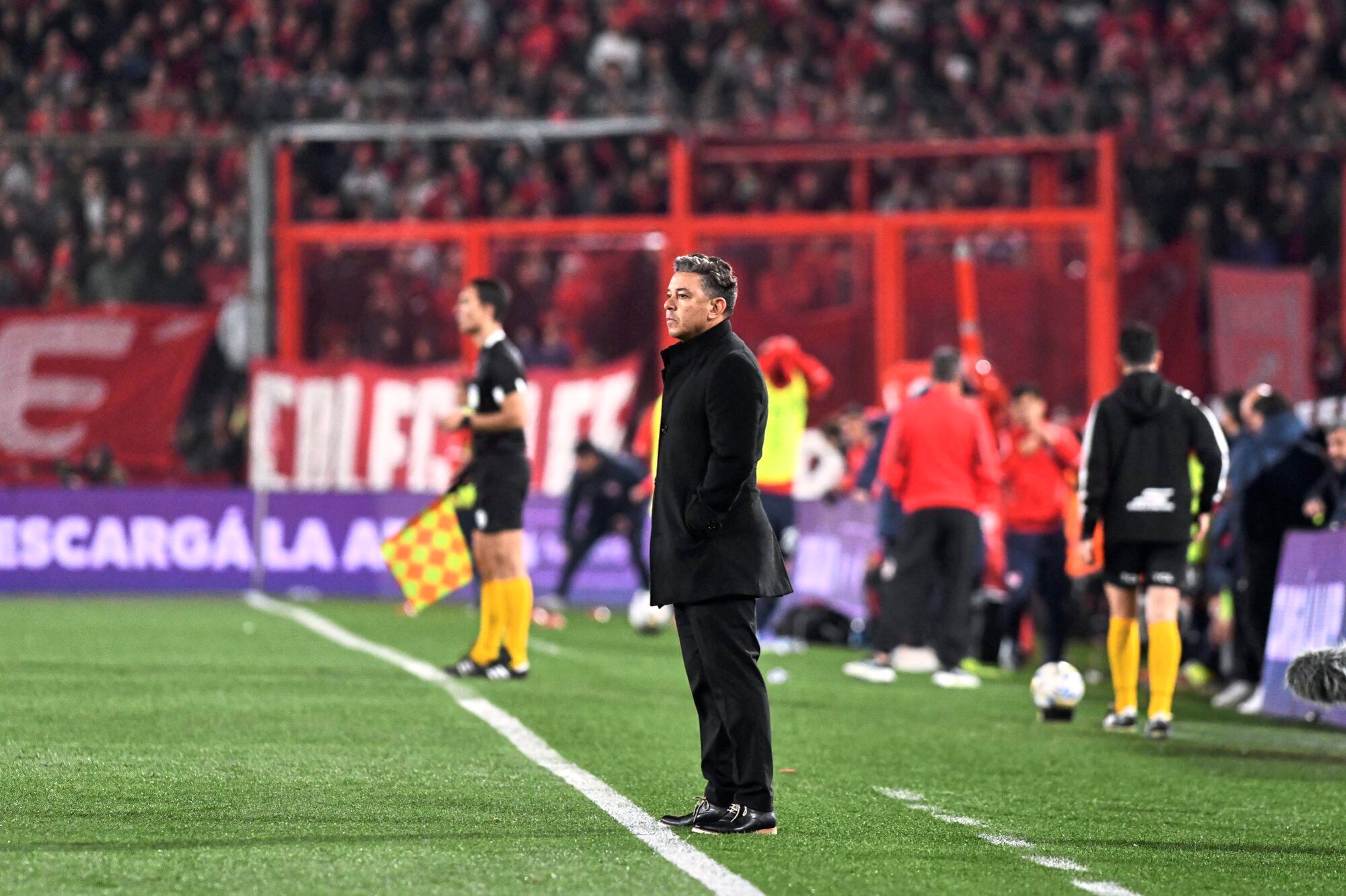 Marcelo Gallardo tiene la misión de armar un equipo aquejado por varias bajas de peso