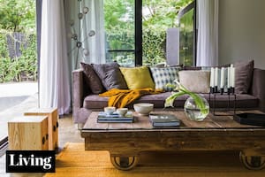 Una casa en esquina resuelve con éxito su doble desafío a la privacidad