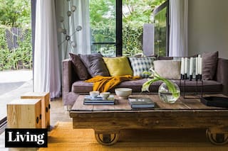 Una casa en esquina resuelve con éxito su doble desafío a la privacidad