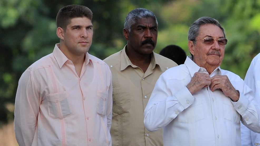 El secretario de Estado, Marco Rubio, sostiene intercambios secretos con Raúl Guillermo Rodríguez Castro (izquierda), nieto y asistente personal de Raúl Castro