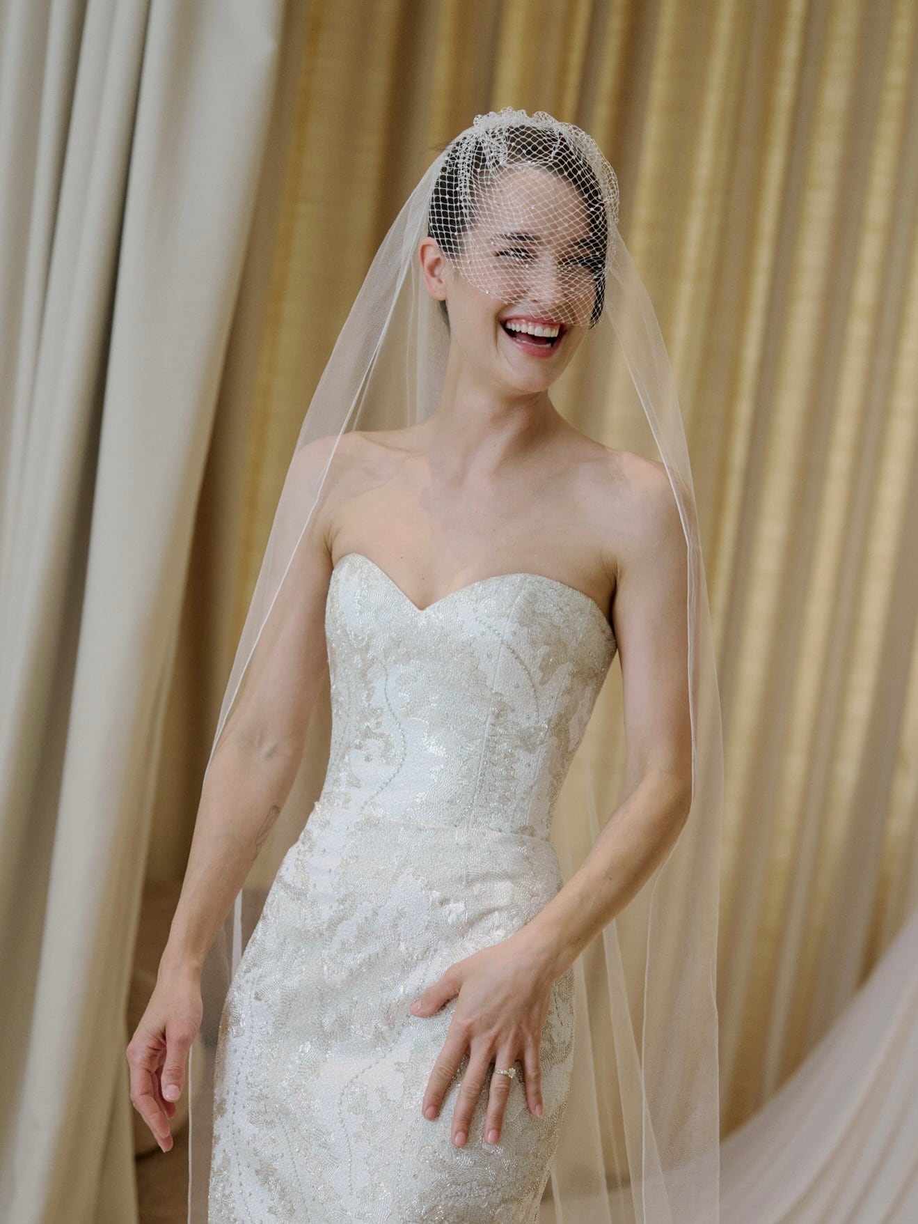 El vestido de novia de Kate Harrison diseñado por Nicolas Ghesquière y Louis Vuitton