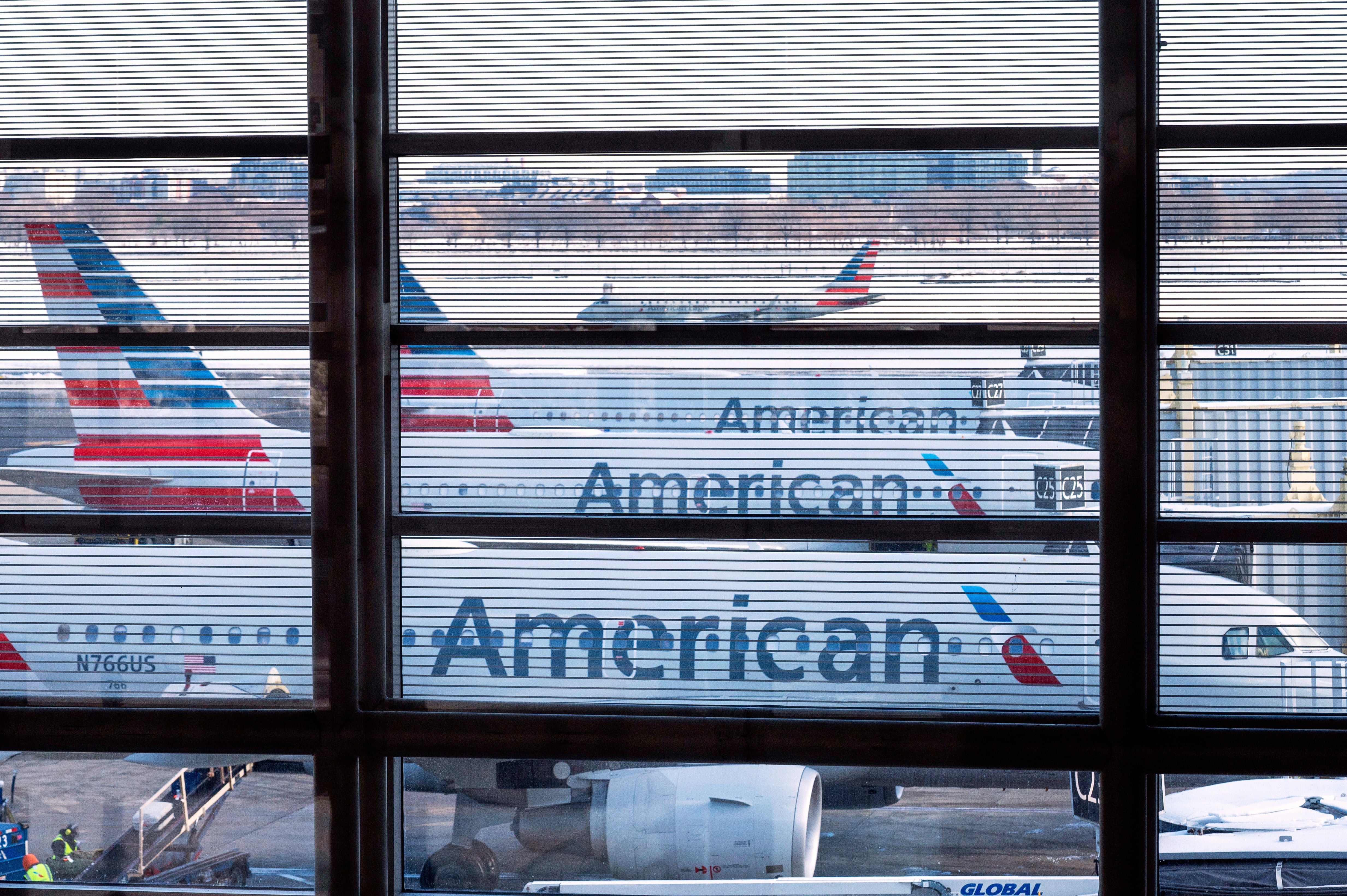 American Airlines canceló más de 2500 vuelos en Estados Unidos por un problema informático