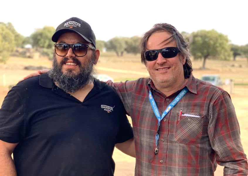 “Locos por las vacas”: fundó la primera cabaña argentina ganadera en Europa y uno de los dueños del Atlético de Madrid fue su gran cliente