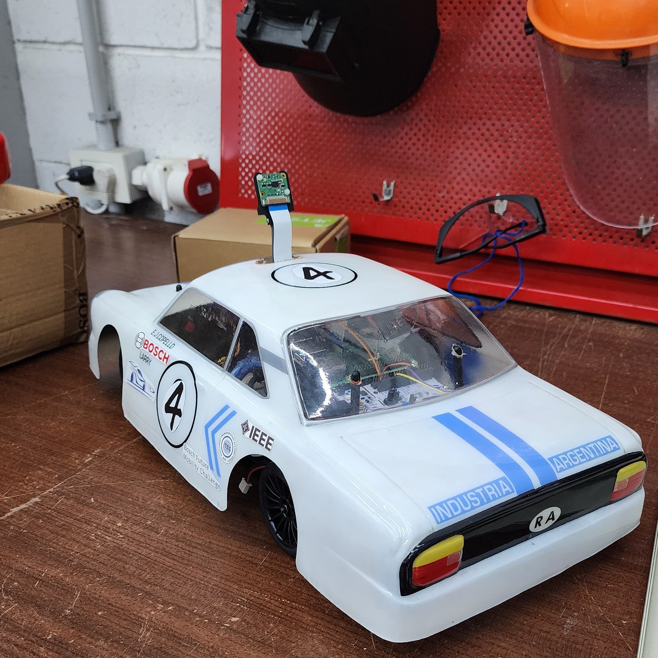 La escala del Torino es 1:10