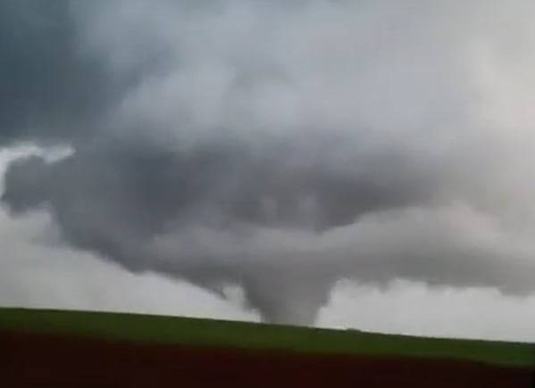 Un tornado azotó el sur de Brasil y al menos siete personas resultaron heridas