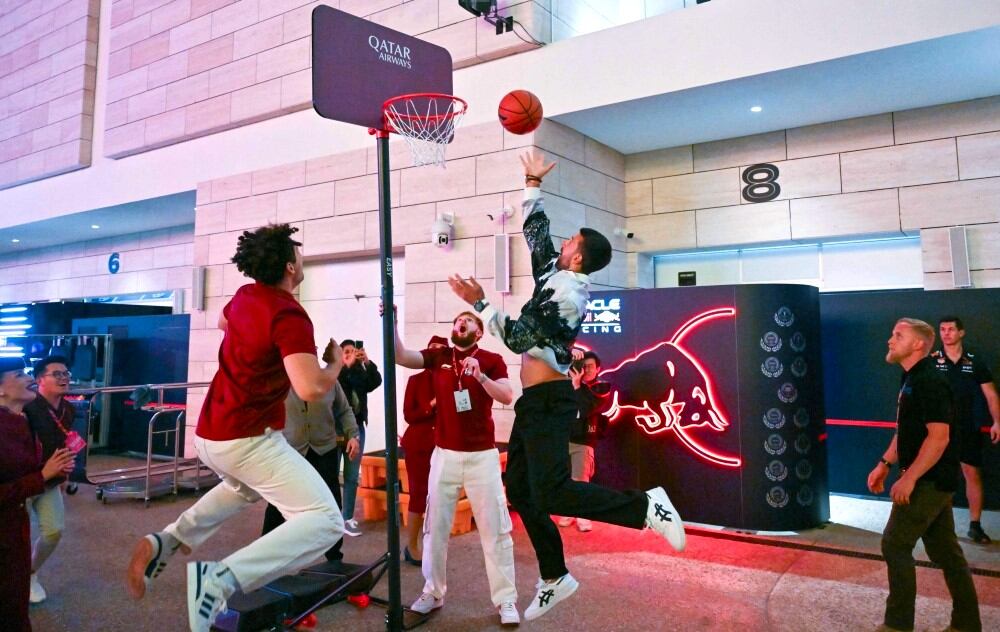 Un poco de minibasquet para divertirse, también en la agenda de Nole