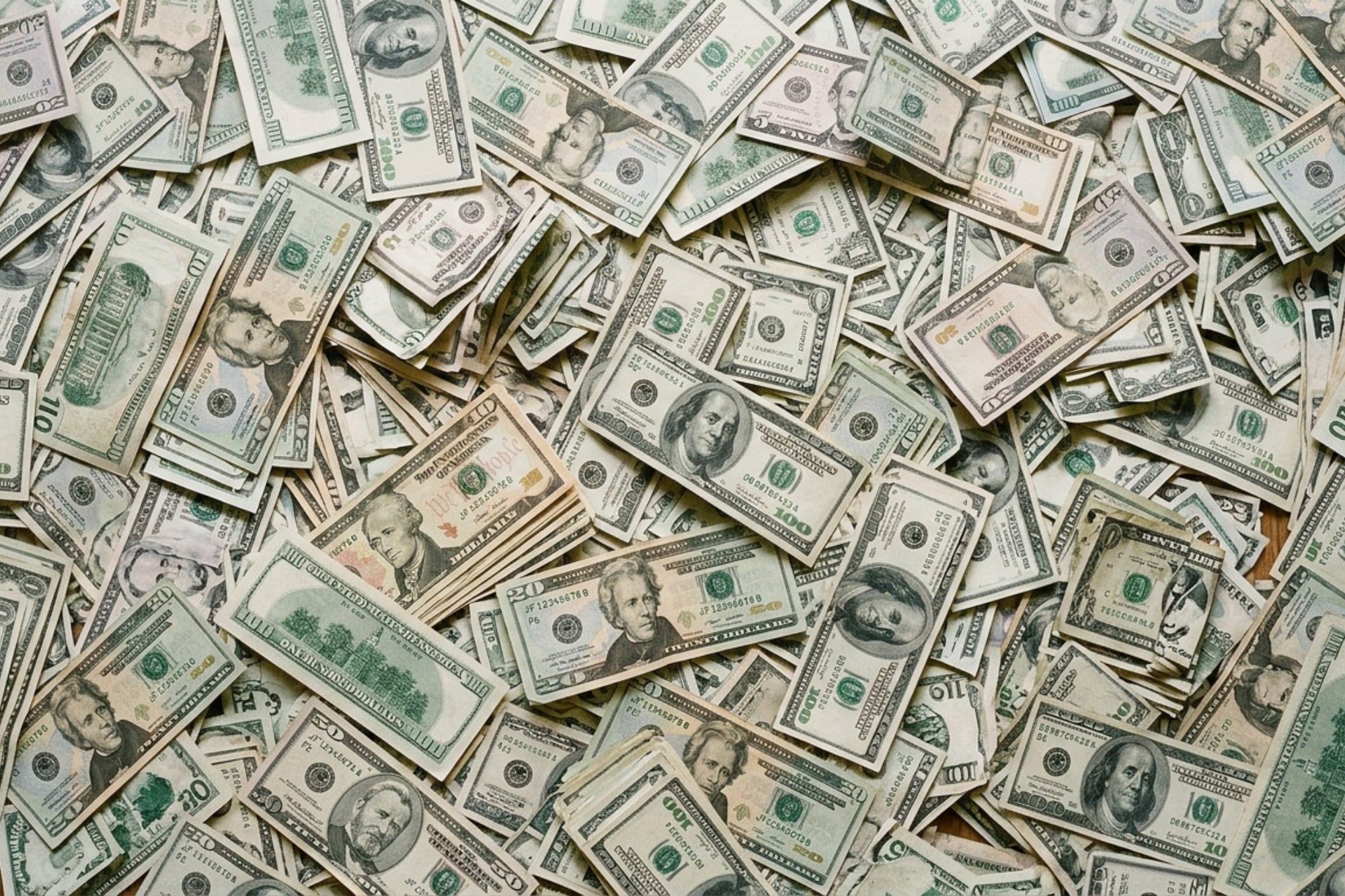 Dólar hoy y dólar blue hoy, precio en vivo: a cuánto cotiza este viernes 8 de mayo