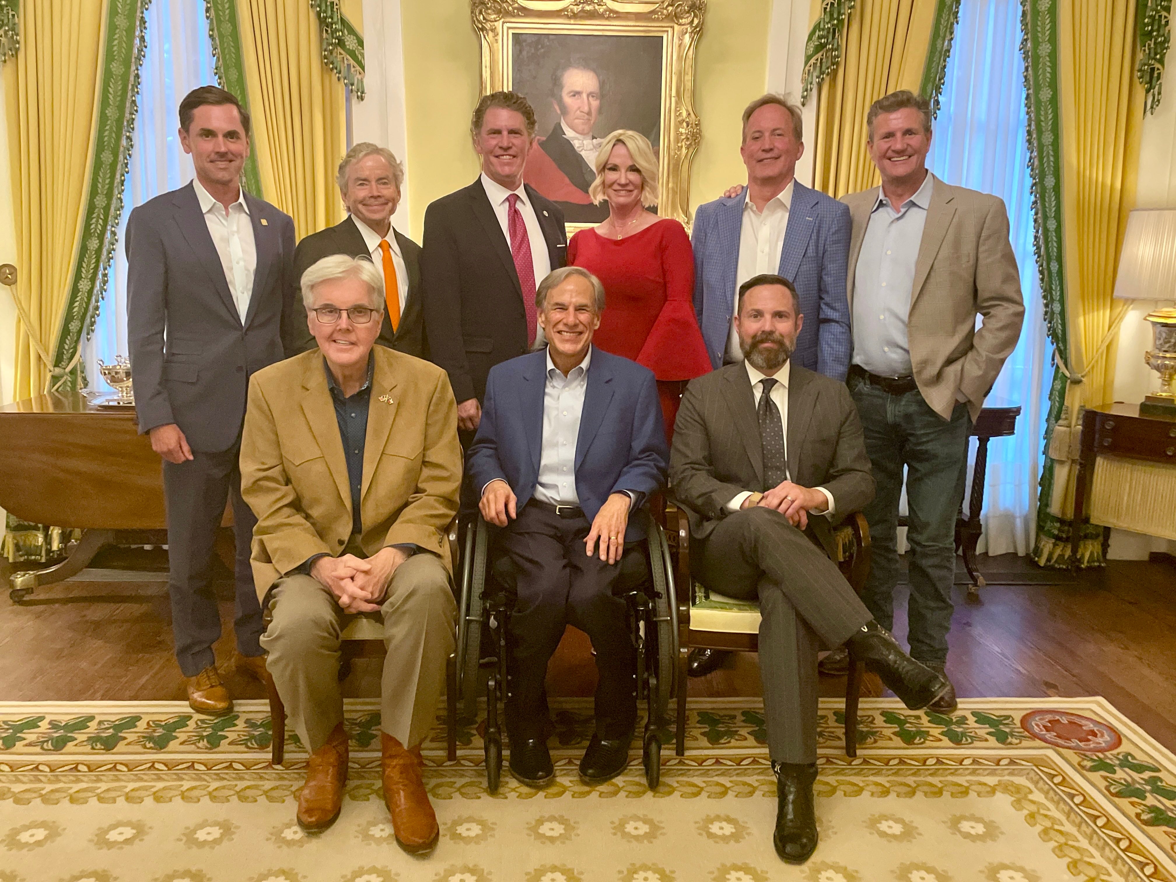 Abbott se reunió con todos los candidatos republicanos para mantener a Texas como un