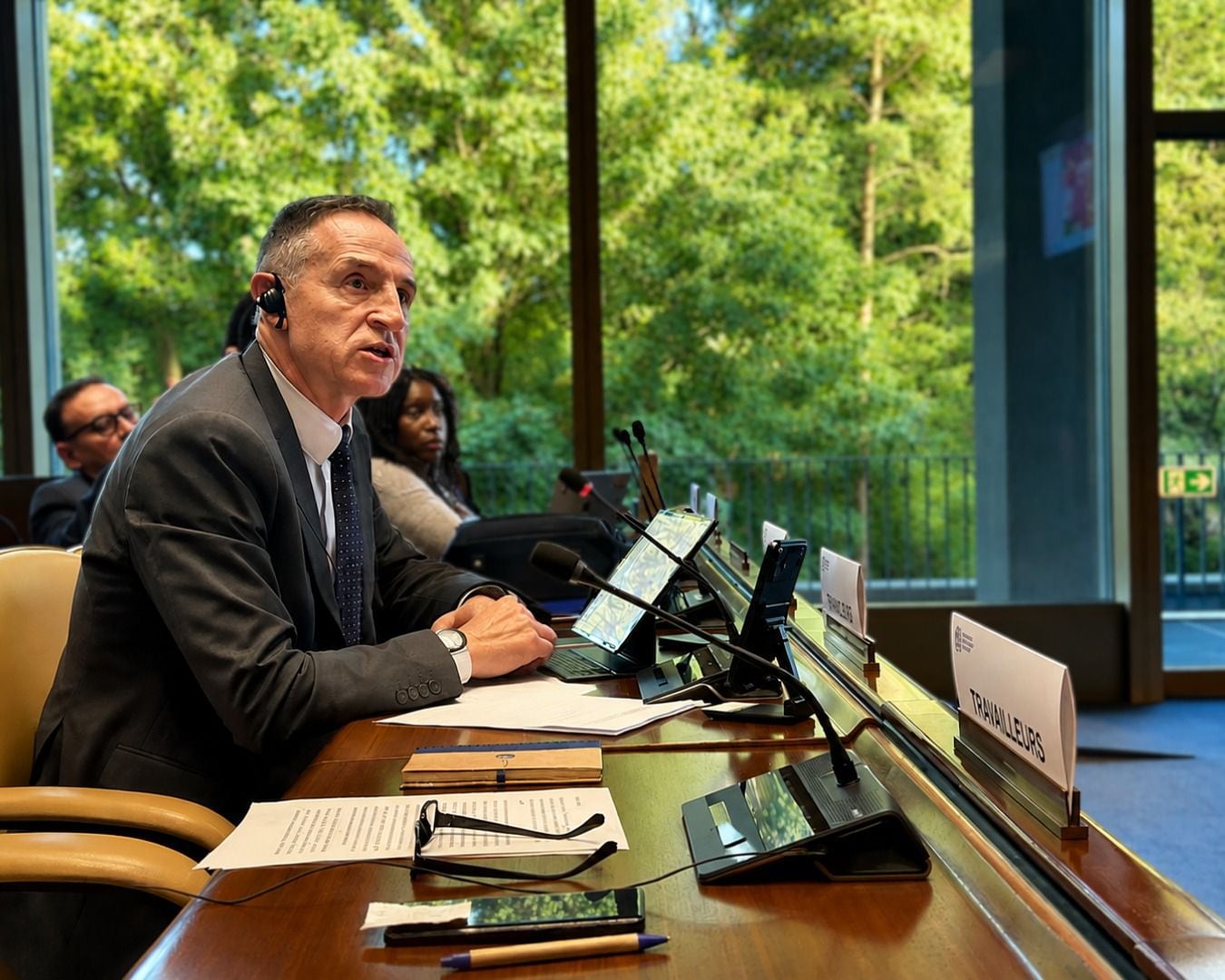 El jefe de la CGT Cristian Jerónimo anticipó una inminente reunión para definir medidas contra el Gobierno Jorge Sola, uno de los integrantes del triunvirato de mando de la CGT, en su exposición en la Organización Internacional del Trabajo (OIT)