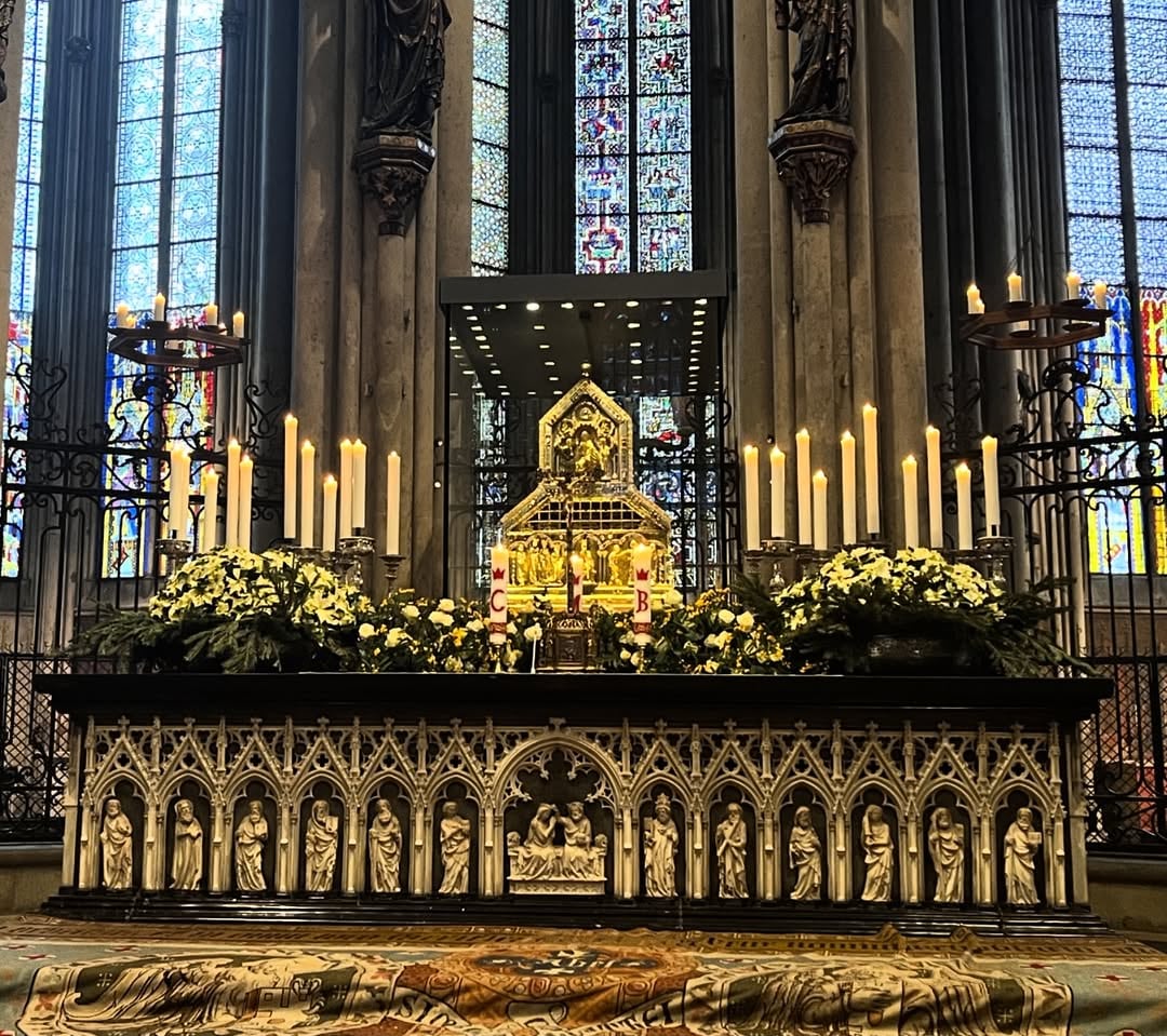 El relicario con los tres Reyes Magos se ubicó tras la construcción de la catedral