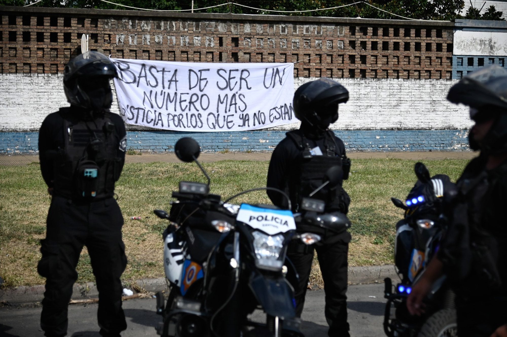 Qué se sabe de la protesta policial en Santa Fe hoy, miércoles 11 de febrero