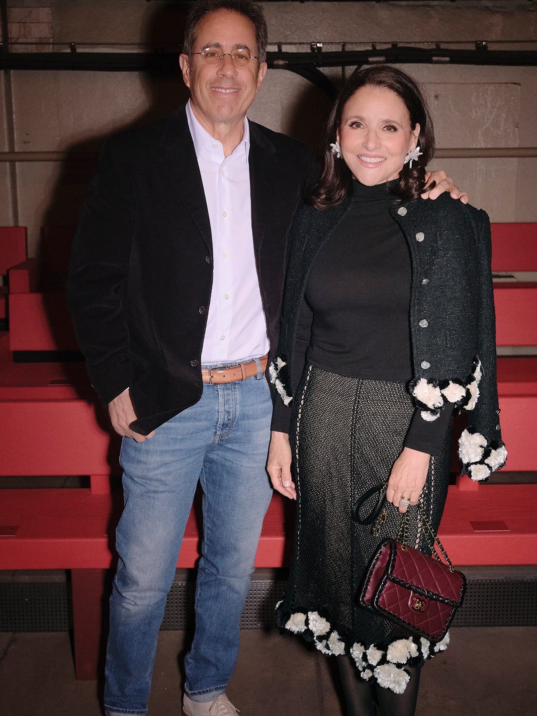 Ex compañeros de Seinfeld y amigos de la vida, Jerry Seinfeld posó con Julia Louis Dreyfus