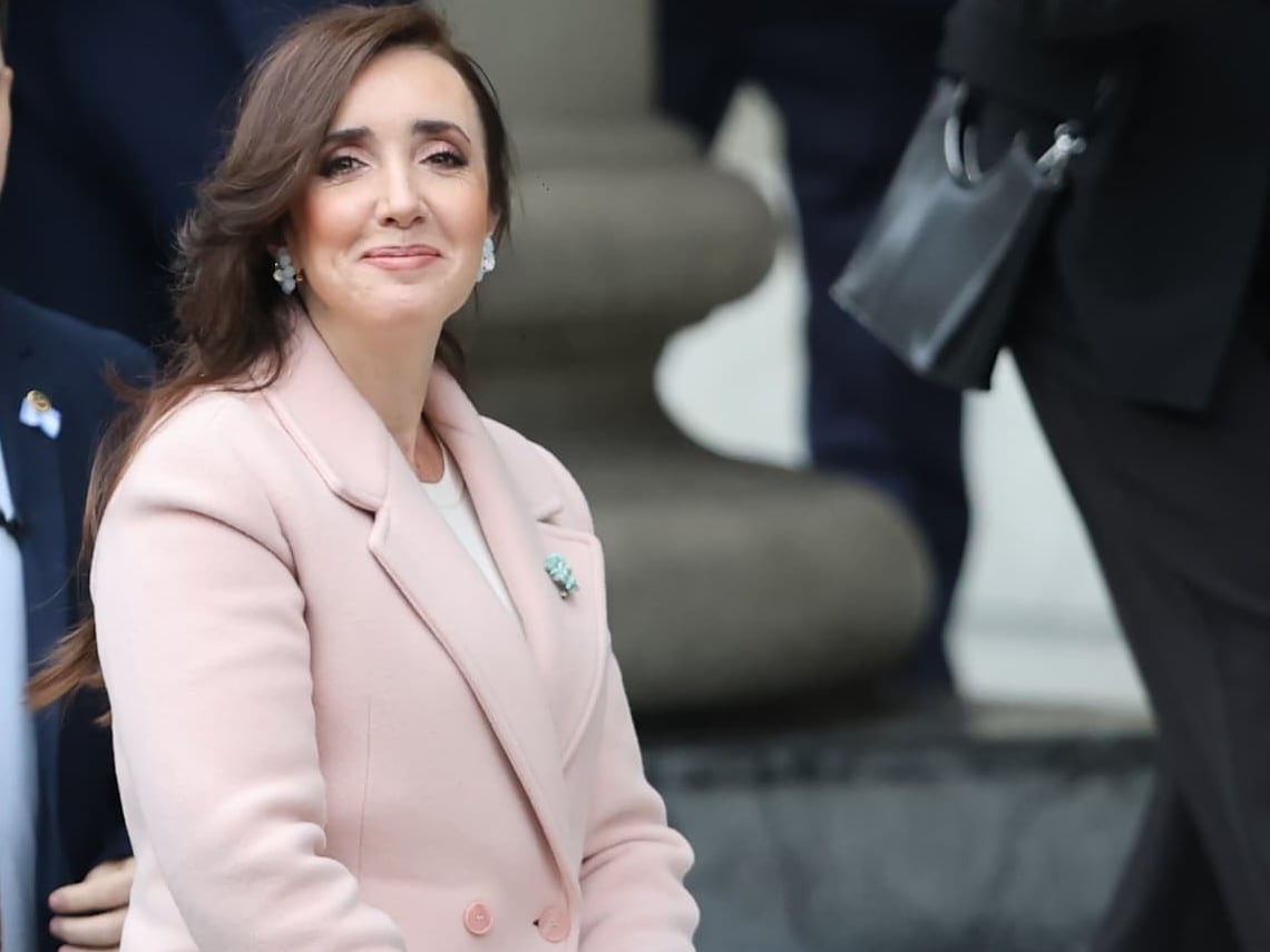 La vicepresidenta Victoria Villarruel ingresa a la Catedral Metropolitana para el Tedeum del 25 de Mayo.