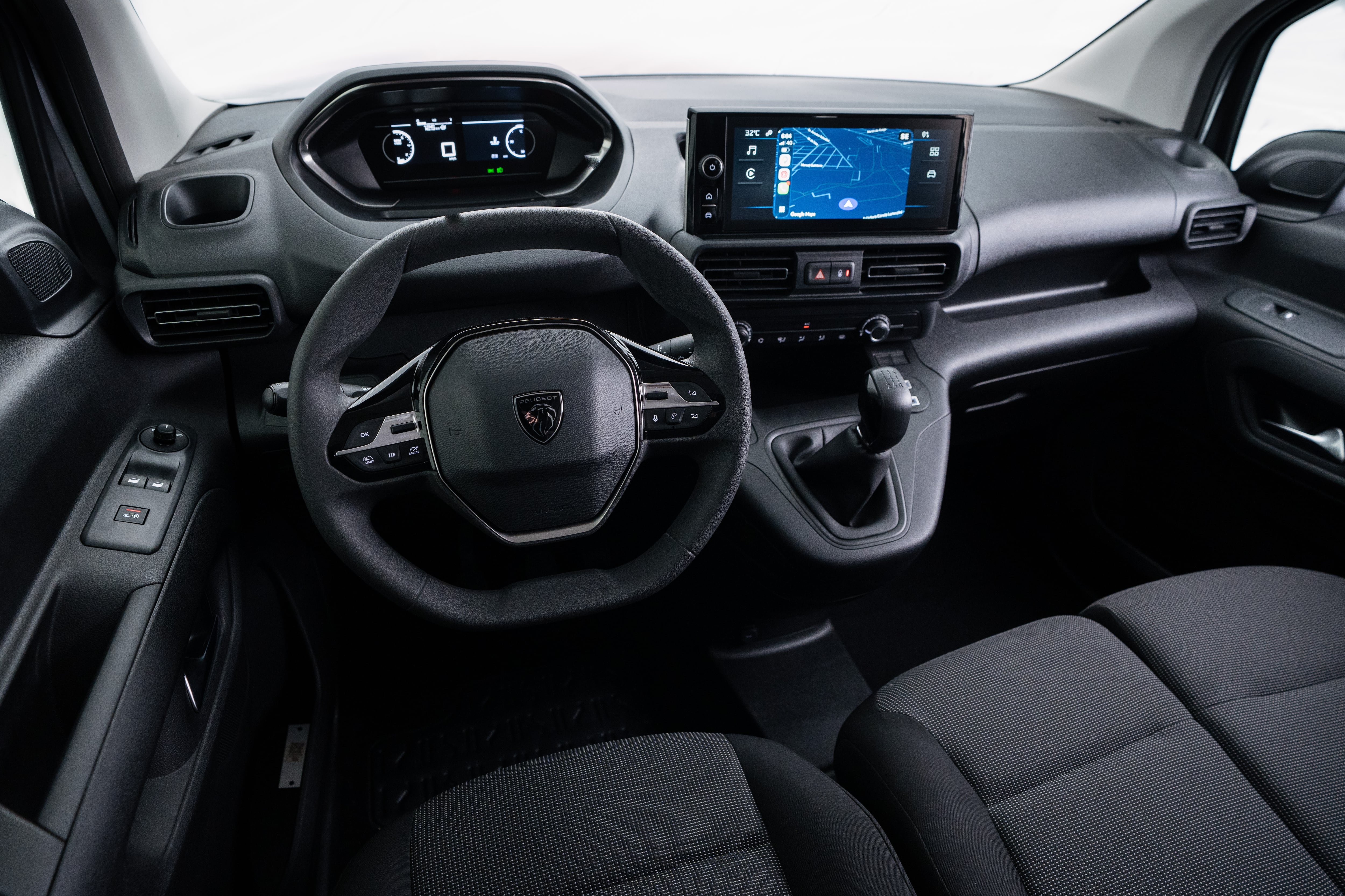 Interior del renovado Peugeot Partner