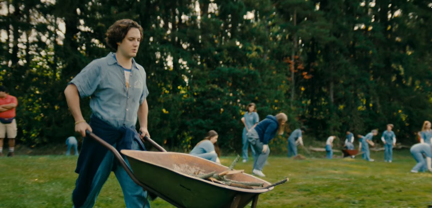 El nudo de la historia explota cuando Alex comienza a investigar por su cuenta y se enfrenta al poder de Evelyn (Foto: Netflix)