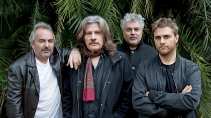A 18 Minutos, la banda formada hace dos años por ex músicos de Spinetta: Luis Ceravolo, Machi Rufino, Guillermo Arrom y Andrés Beeuwsaert