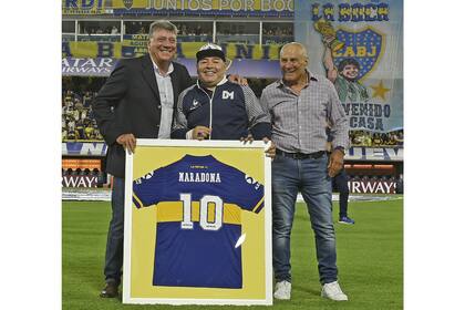 A 39 años del título de 1981, Brindisi, Maradona y Perotti en la Bombonera