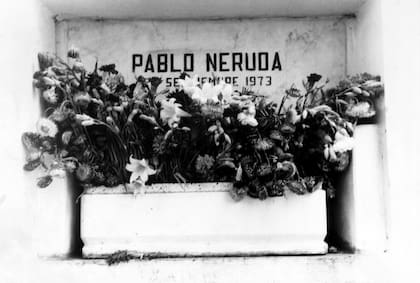 A 50 años de la muerte de Pablo Neruda todavía no cierra el caso judicial que investiga las causas de su fallecimiento 