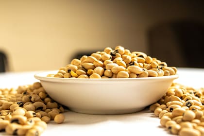 A algunas personas, el consumo de porotos les produce flatulencias, es por ello que se recomiendan tres pasos para evitarlo