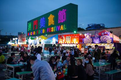 El consumo general de carnes crece en China y frente a ello, no solo se importa poroto de soja, sino también maíz