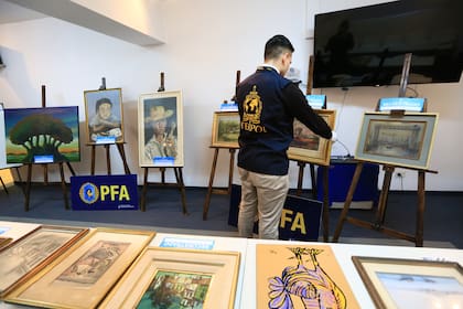 A comienzos del año próximo varias de las pinturas y esculturas falsas que están en poder de Interpol se exhibirán junto a sus originales en una muestra en el CCK