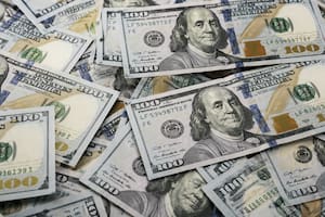 ¿A cuánto cotizan el dólar blue y el oficial este martes 19 de mayo?