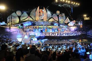 Bandera de largada para la fiesta de fiestas