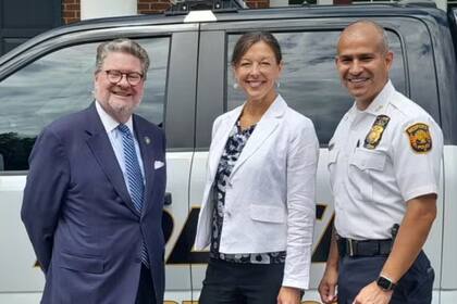 A diferencia de otras jurisdicciones de Nueva York, no mantiene acuerdos 287(g)