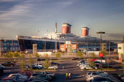 A dónde hundirán finalmente el SS United States