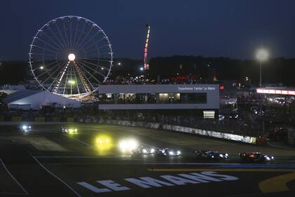 A dos horas de París, el Circuito de la Sarthe es centro de atracción desde 1923