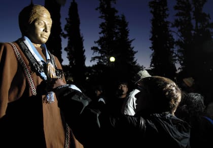 En el día de su nacimiento suele hacerse una fiesta popular para conmemorar a Ceferino Namuncurá