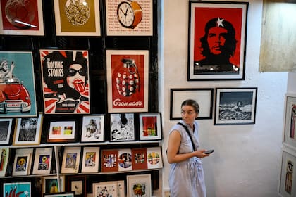 A falta de un museo de arte contemporáneo en La Habana, la fábrica junto con sitios como La Lavandería y Estudio 50 mantienen vivo el trabajo de los creadores jóvenes en Cuba

