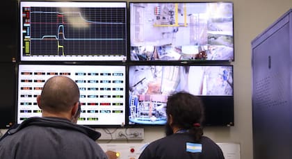 A fin de año ya se deberían hacer las pruebas de la turbobomba y luego todo el conjunto del motor para terminar con la calificación. Todos estos pasos aumentan el índice de madurez tecnológica (TLR por sus siglas en inglés) y eso baja la incertidumbre del proyecto que lleva adelante VENG