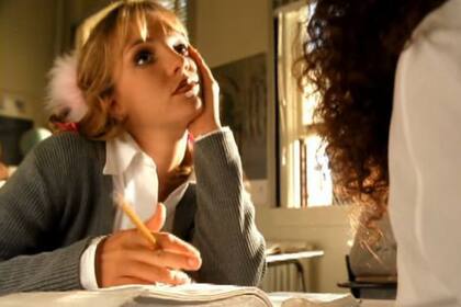 A fines de 1998 Britney lanzó "...Baby One More Time" y revolucionó los rankings musicales de todo el globo