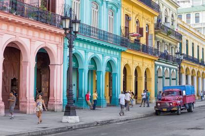 A fines de enero, Aerolíneas Argentinas decidió cancelar su ruta semanal a La Habana, capital de Cuba, también por falta de rentabilidad