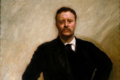 A fines del siglo XIX ocupó cargos administrativos desde los que impulsó reformas basadas en el mérito