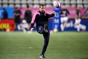 El extraño voto de confianza de Stade Français a Quesada: sigue... hasta que estén disponibles otros