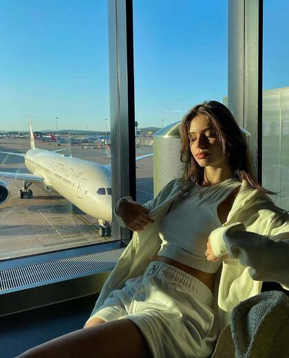 A Julia le dejaron una inesperada "obra de arte" en el pie