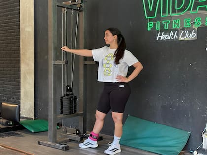 A Julieta le encanta ir al gimnsaio.