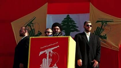 A la edad de 32 años, Nasrallah fue elegido secretario general de Hezbollah.