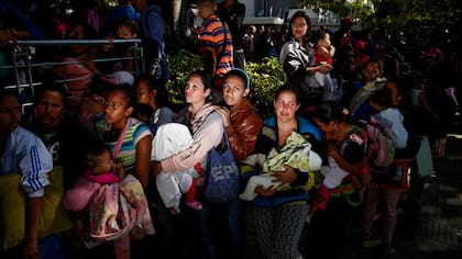 La desesperación empuja cada vez a más venezolanos a Colombia