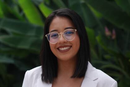 A la estadounidense Bessy Clarke le afecta especialmente la subida en el precio de la nafta y de la compra en el supermercado