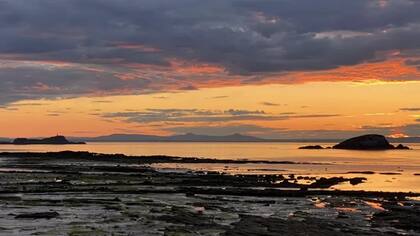 A la izquierda, se observa la isla de Fidra y a la derecha está Lamb
Foto: Richard Watt
